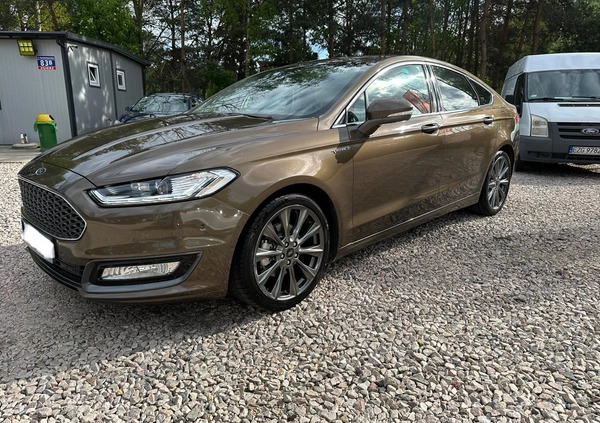 Ford Mondeo cena 79700 przebieg: 185000, rok produkcji 2017 z Ostrowiec Świętokrzyski małe 232